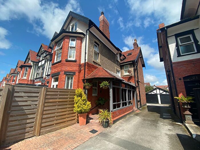 1 Bedroom Flat To Rent In Park Road, Wirral, CH48
