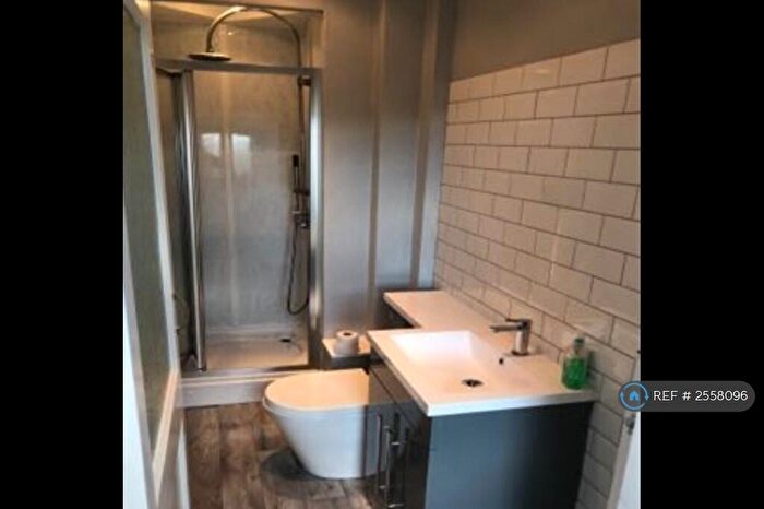 1 Bedroom Flat To Rent In Harcourt Road, Kirkcaldy, KY2