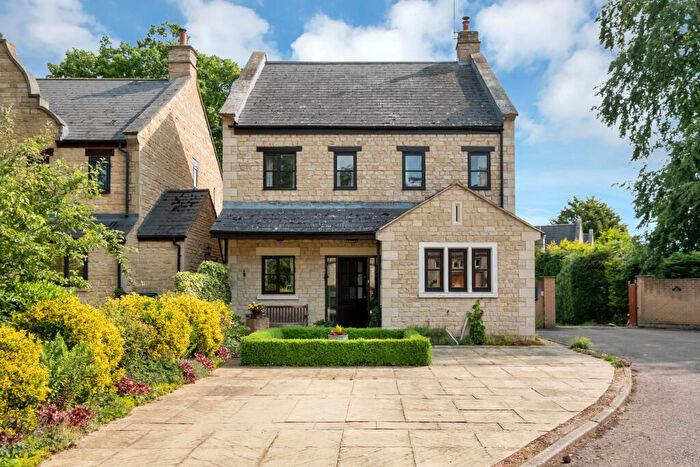 5 Bedroom Detached House For Sale In Stocken Hall Mews, Stretton, LE15