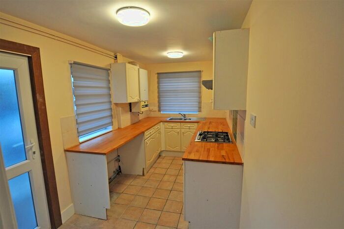 3 Bedroom End Of Terrace House To Rent In Clifton Road, Gillingham, ME7