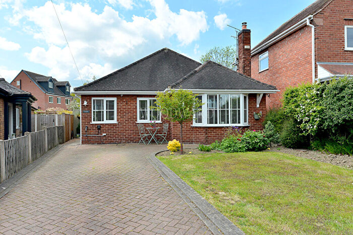 2 Bedroom Detached Bungalow For Sale In Ford Avenue, Loscoe, DE75