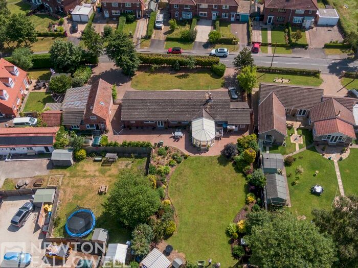 4 Bedroom Bungalow For Sale In Orchard Rise, Treswell, DN22