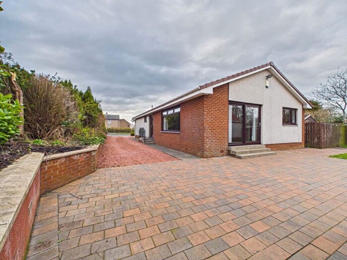 3 Bedroom Bungalow For Sale In Whitburn Road, Bathgate, EH48