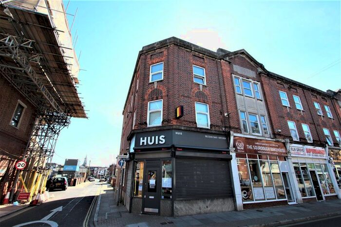 4 Bedroom Flat To Rent In Elm Grove, Portsmouth, Hampshire PO5