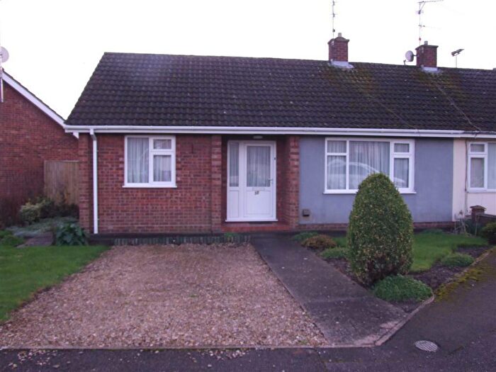 2 Bedroom Bungalow To Rent In Willesby Road, Spalding, PE11