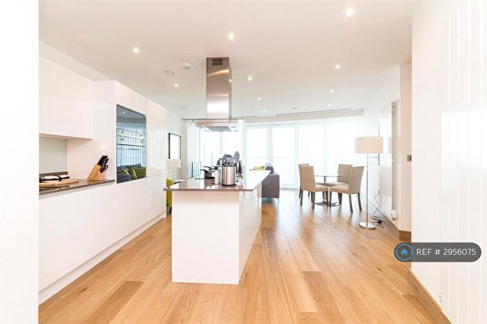 2 Bedroom Flat To Rent In Arena Tower, London, E14