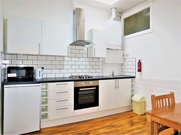 Studio To Rent In Fashion Street, London, E1