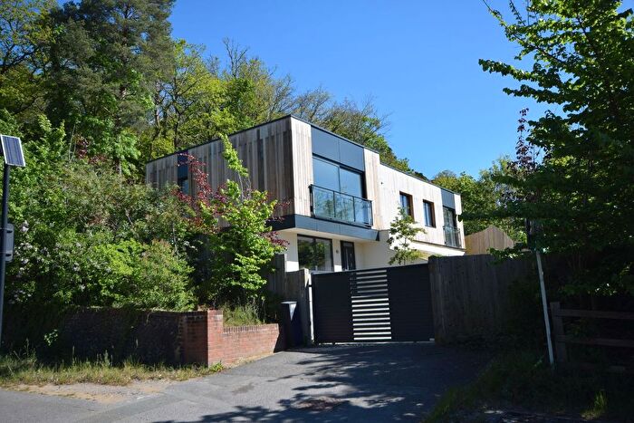 3 Bedroom Detached House For Sale In Frensham Road, Lower Bourne, Farnham, GU9