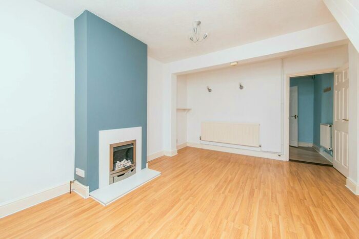 2 Bedroom End Of Terrace House To Rent In Parliament Road, Ipswich, IP4