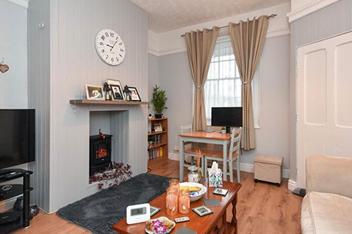 1 Bedroom Apartment For Sale In Ash Court, Thorpe Green, Shoeburyness, Essex, SS3