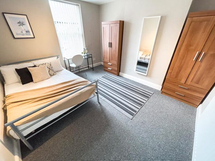 4 Bedroom Terraced House To Rent In Alderson Road, L15