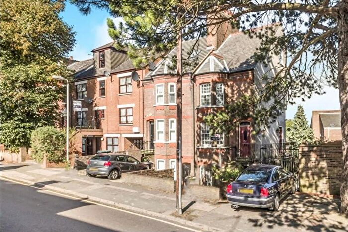 1 Bedroom Semi-Detached House To Rent In Napier Road, Luton, LU1