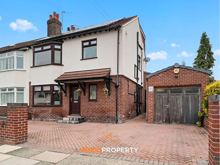 4 Bedroom Semi-Detached House For Sale In Kingsmead Drive, Liverpool, L25