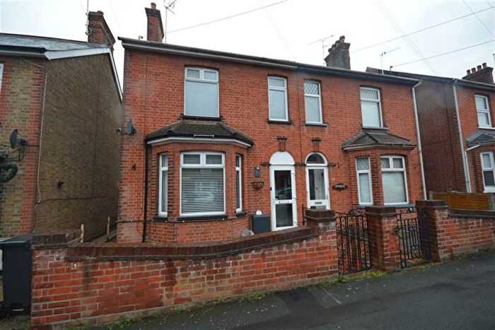 4 Bedroom Semi-Detached House To Rent In Grenville Road, Braintree, CM7