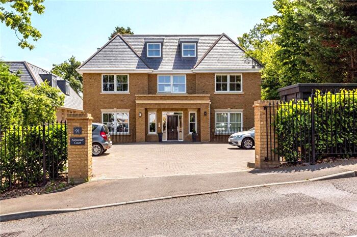 2 Bedroom Apartment For Sale In Alexander Court, Ducks Hill Road, Northwood, Middlesex, HA6