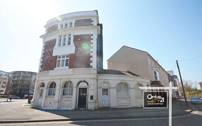 1 Bedroom Flat To Rent In |Ref: |, Canute Road, Southampton, SO14