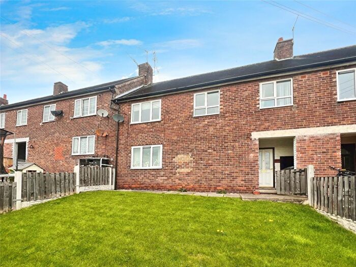 2 Bedroom Flat To Rent In Greenwood Road, High Green, Sheffield, South Yorkshire, S35