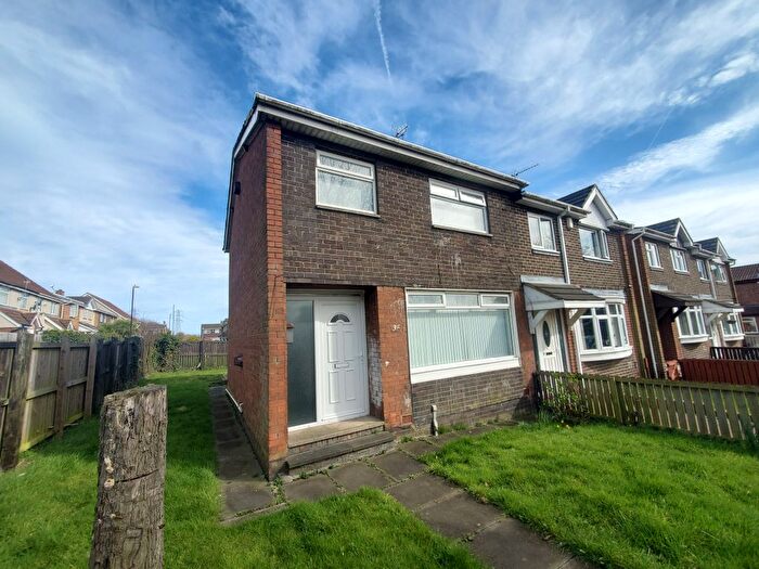 3 Bedroom Semi-Detached House To Rent In Killarney Avenue, Sunderland, SR5