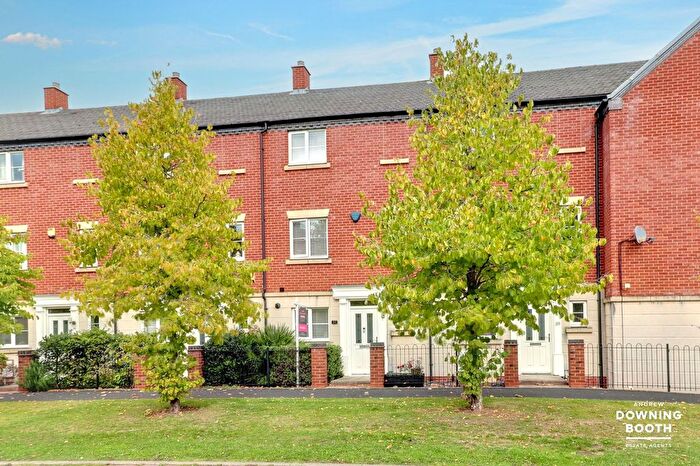 3 Bedroom Town House For Sale In Agincourt Road, Lichfield, WS14