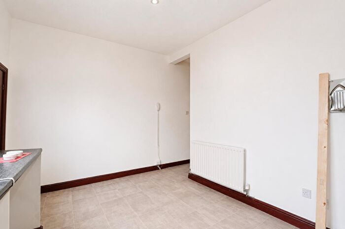 2 Bedroom Terraced House To Rent In Stephen Street, Bury, BL8