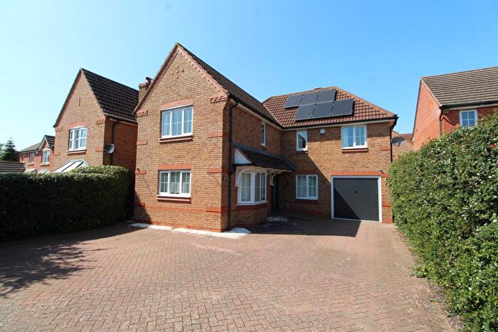 4 Bedroom Detached House For Sale In Burrough Way, Lutterworth, LE17