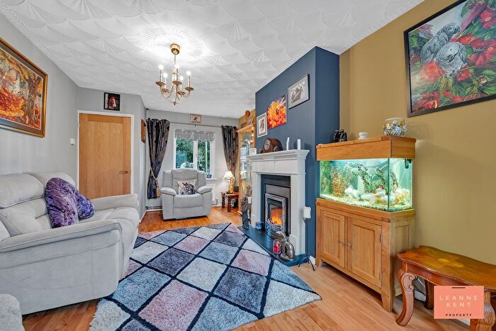 3 Bedroom End Terrace House For Sale In Llanarth Street, Machen, CF83