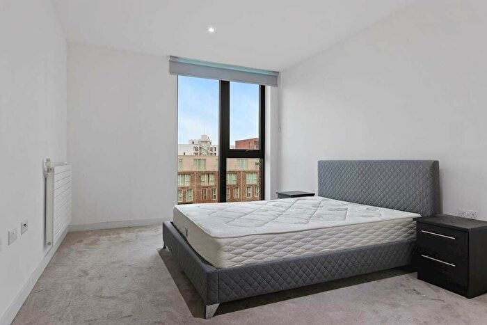 1 Bedroom Flat To Rent In Admiralty Avenue, London, E16