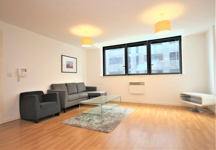 1 Bedroom Flat To Rent In Mann Island, Liverpool, Merseyside, L3