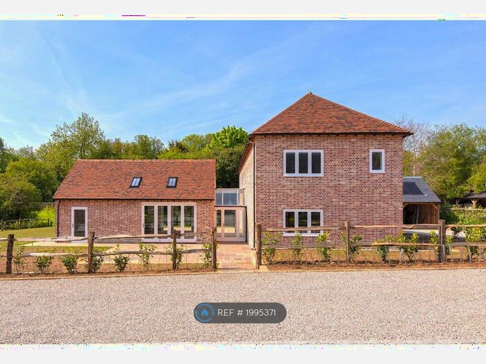6 Bedroom Detached House To Rent In Farleigh Hill, Maidstone, ME15