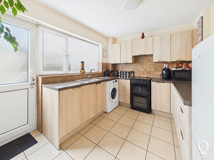 1 Bedroom Flat For Sale In Freshwater Drive, Hamworthy, BH15