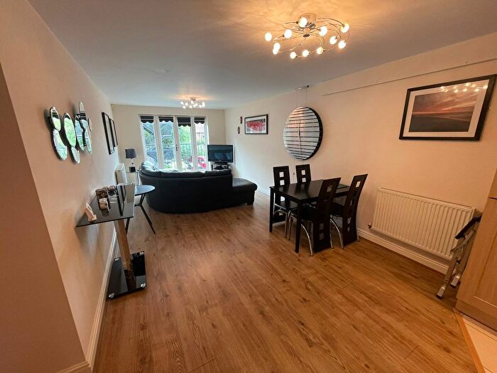 2 Bedroom Property To Rent In The Cloisters, Lincoln, LN2