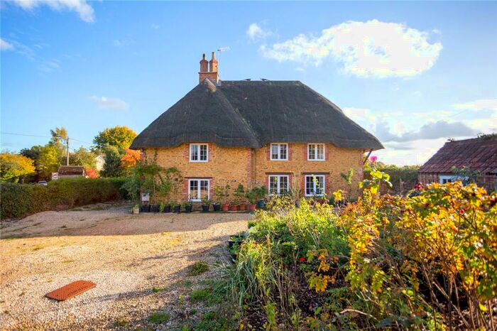 5 Bedroom Detached House For Sale In Sandy Lane, Chippenham, Wiltshire, SN15