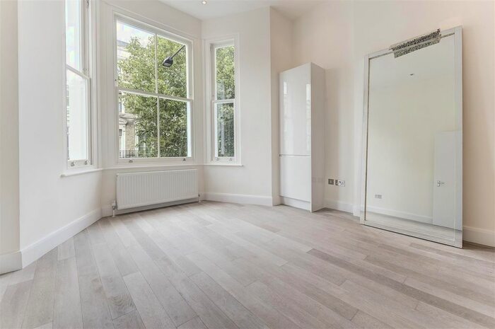 2 Bedroom Flat To Rent In Finborough Road, Chelsea, SW10