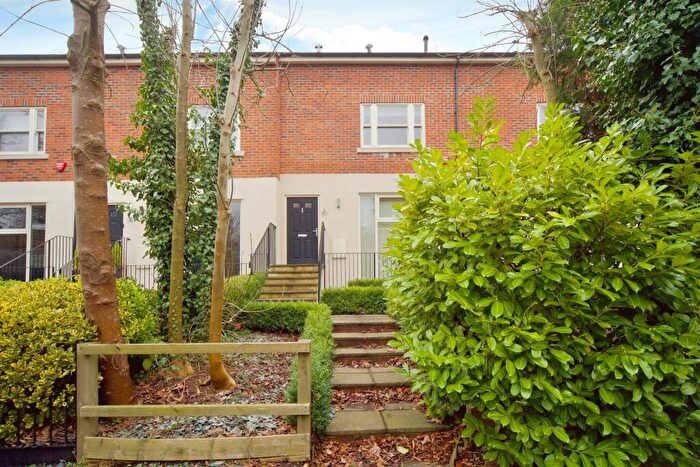 3 Bedroom Terraced House For Sale In Alexis Row, Broxbourne, EN10