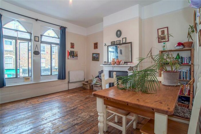 3 Bedroom Apartment To Rent In Chatsworth Road, London, E5
