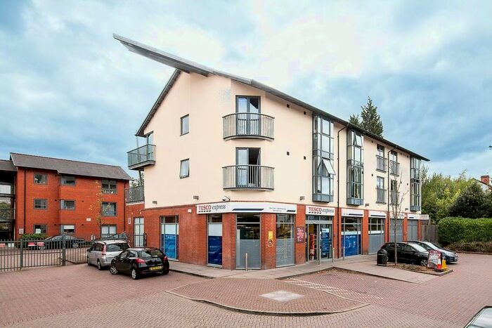 2 Bedroom Flat To Rent In Hagley Road, Edgbaston, Birmingham, B17