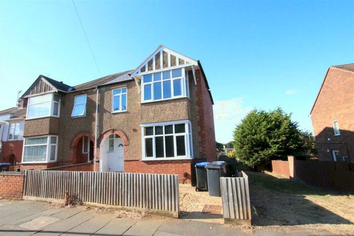 1 Bedroom Private Hall To Rent In Rothersthorpe Road, Northampton, NN4