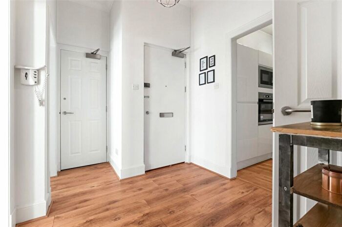 2 Bedroom Flat For Sale In /, Dumbarton Road, Partick, Glasgow, G11