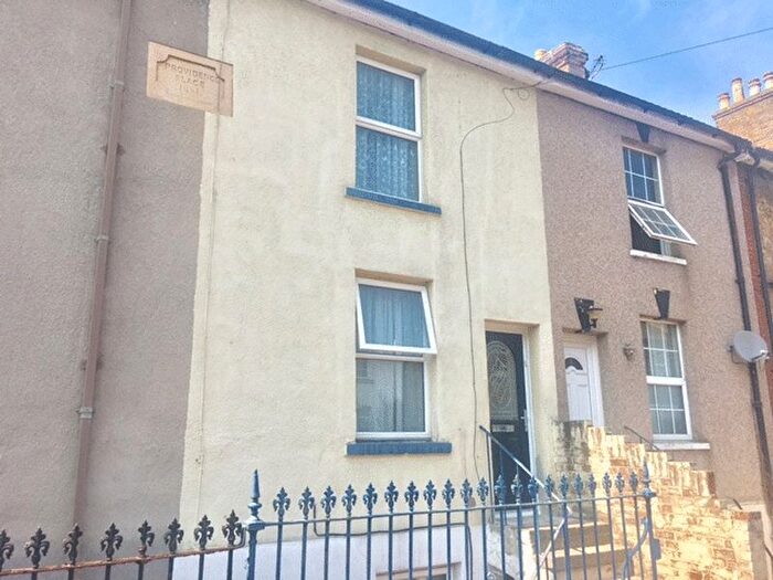2 Bedroom Terraced House To Rent In Chillington Street, Maidstone, Kent, ME14