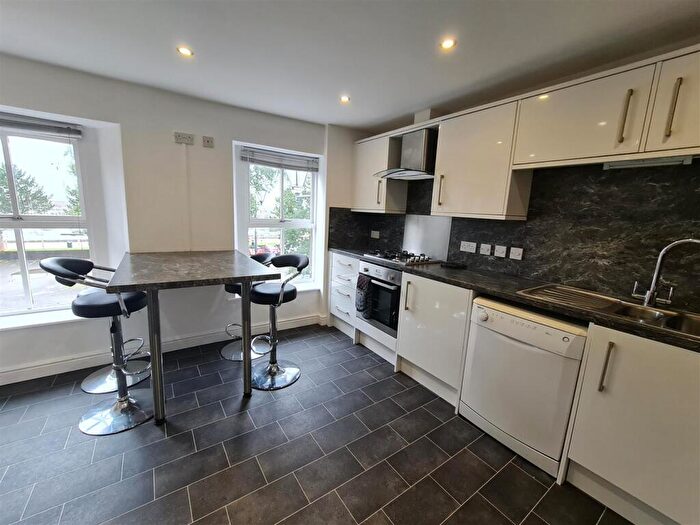 2 Bedroom Flat To Rent In Strand Street, Whitehaven, CA28