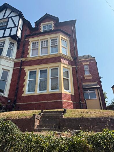 1 Bedroom Flat To Rent In Stow Park Avnue, NP20