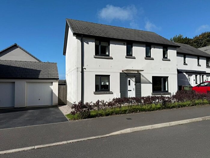 3 Bedroom Detached House For Sale In Saltram Meadow, Plymouth, PL9