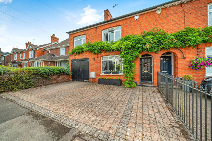 4 Bedroom Semi-Detached House For Sale In Victoria Road, Wargrave, Reading, Berkshire, RG10