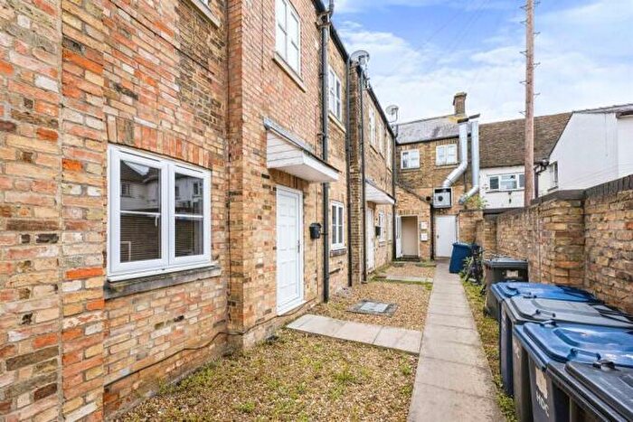 1 Bedroom Flat To Rent In Little Whyte, Ramsey, Huntingdon, PE26