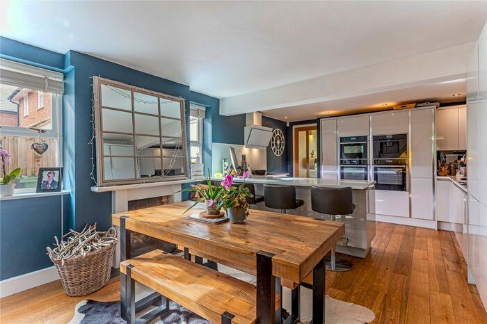 4 Bedroom Detached House For Sale In Kings Lane, Great Missenden, HP16