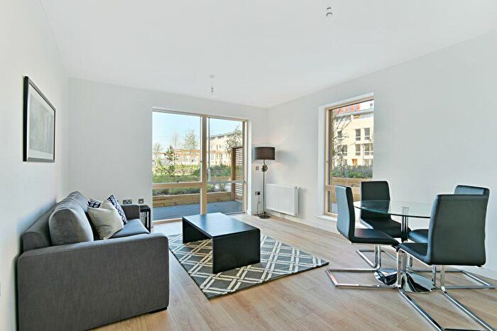 1 Bedroom Flat For Sale In Sherrington Court, Rathbone Street, Canning Town, E16