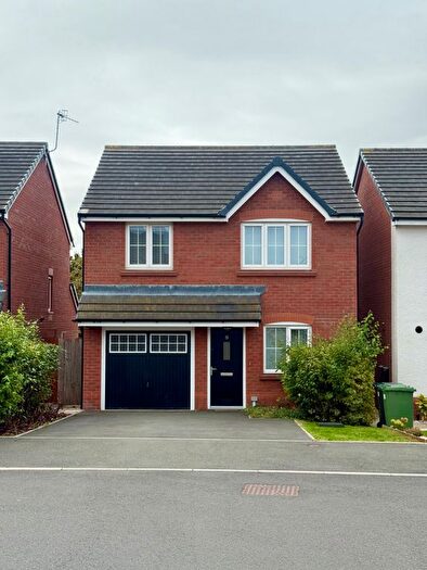 3 Bedroom Property To Rent In Augusta Drive, Worcester, WR5