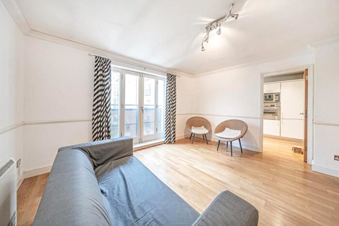 2 Bedroom Flat For Sale In Cotton Row, Battersea, London, SW11