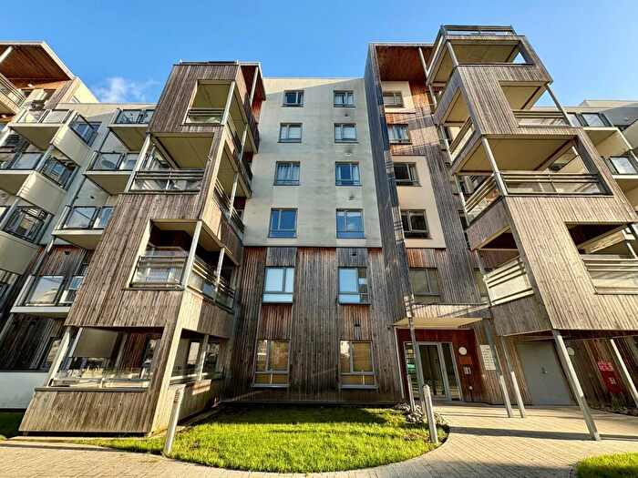 2 Bedroom Flat To Rent In The Cyan Building, Glenalmond Avenue, Cambridge, CB2