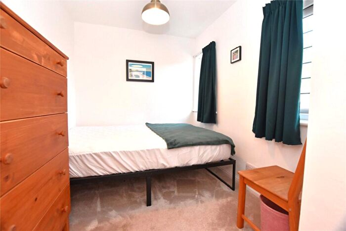 1 Bedroom Apartment For Sale In Stevenstone Road, Exmouth, Devon, EX8